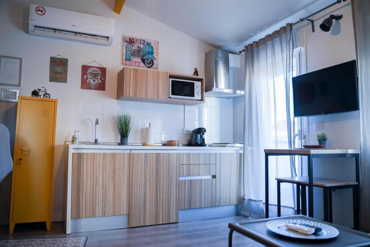 Apartamentos Suites Cariatide Plasencia Eksteriør bilde