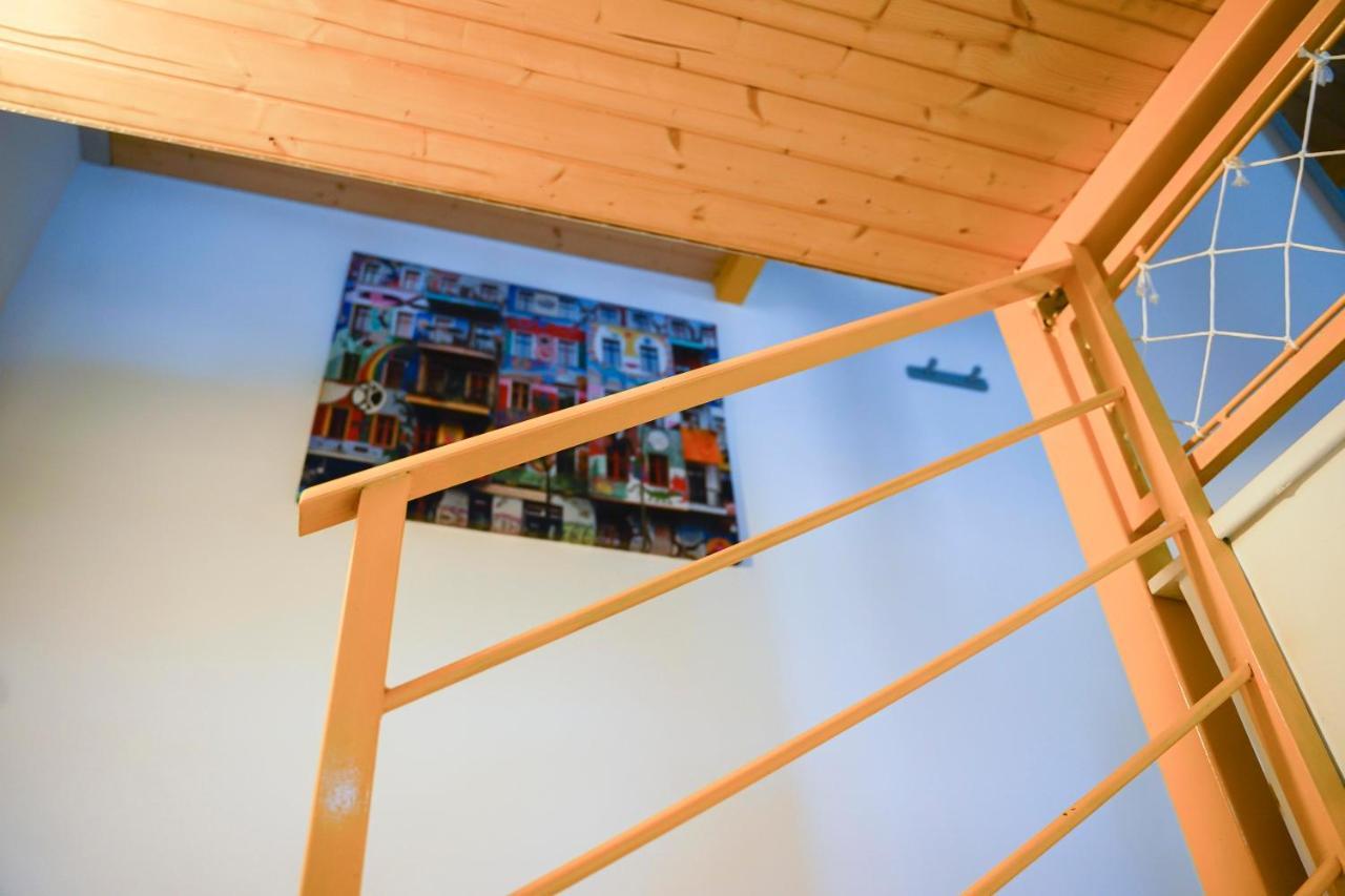 Apartamentos Suites Cariatide Plasencia Eksteriør bilde