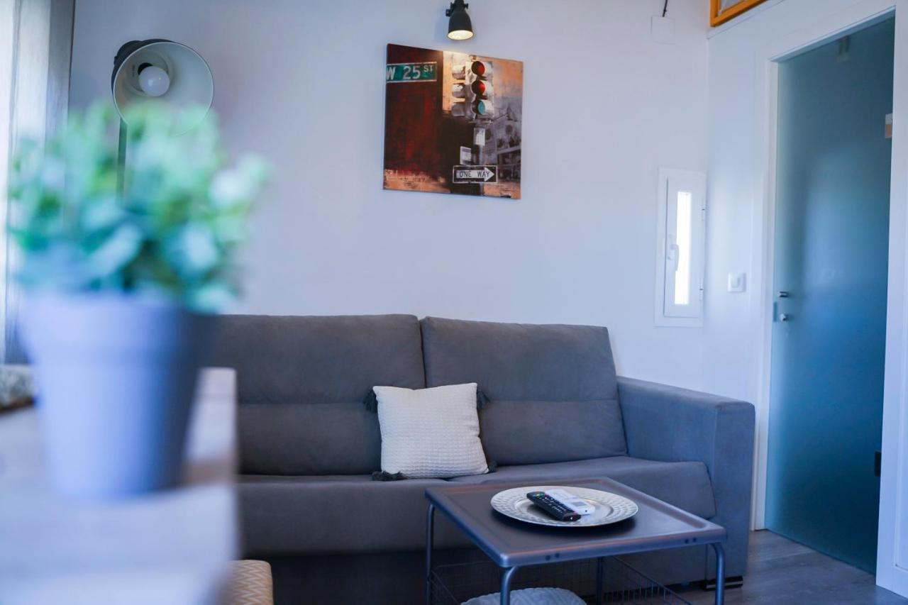 Apartamentos Suites Cariatide Plasencia Eksteriør bilde