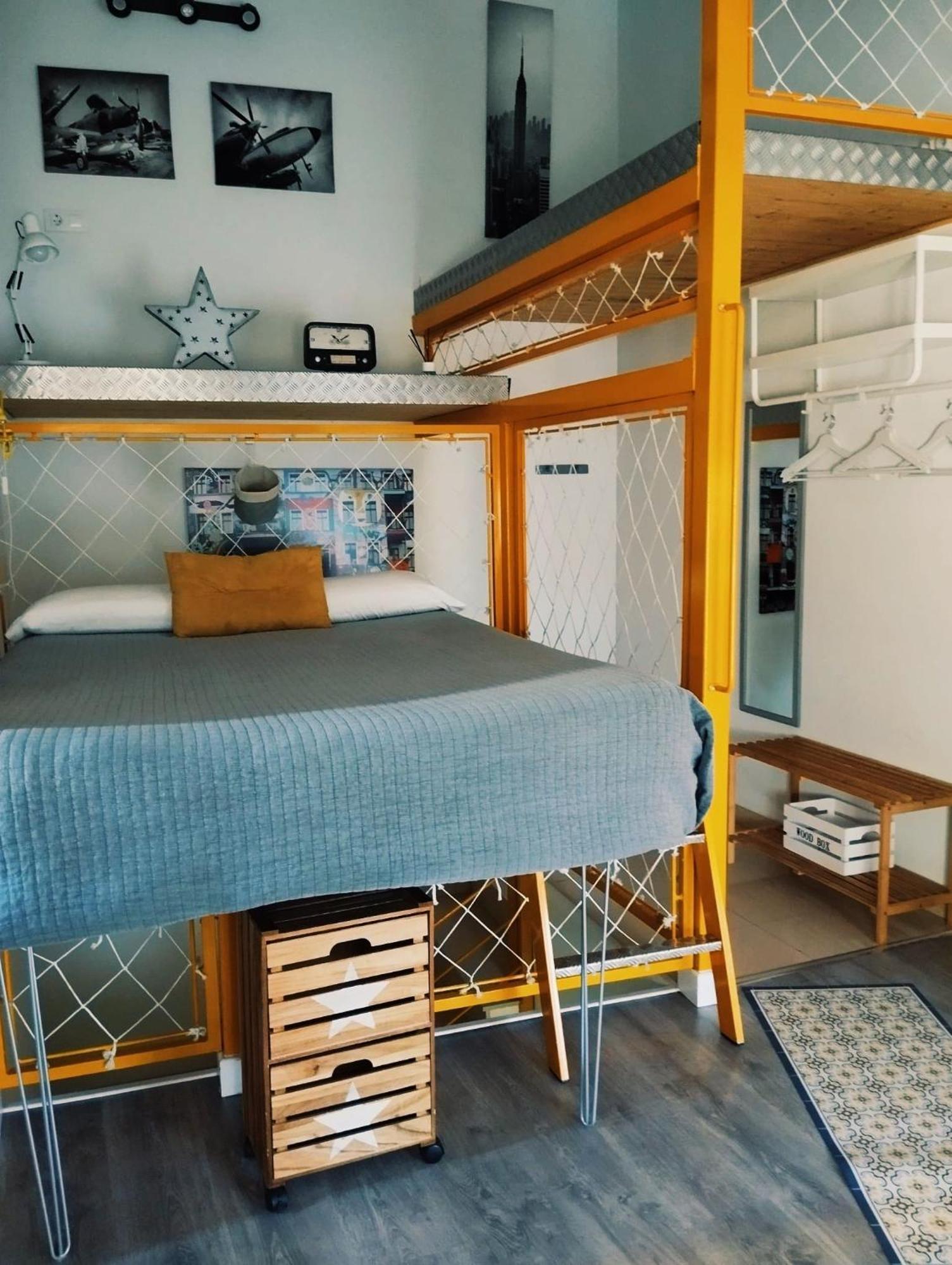 Apartamentos Suites Cariatide Plasencia Eksteriør bilde